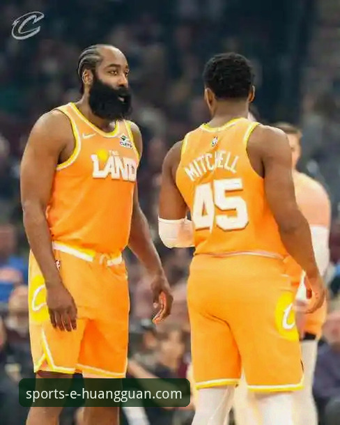 骑士vs魔术焦点战深度评测：米切尔42分盛宴与平台观赛体验解析